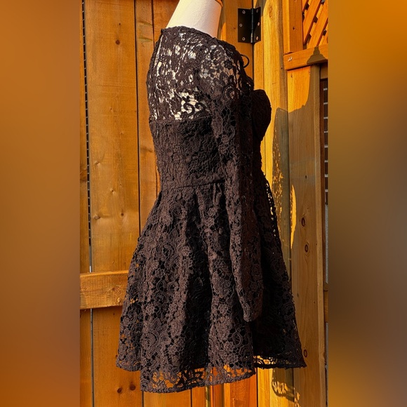 🆕 SELF-PORTRAIT 🧿 BNWOT Black Lace Tie-Neck Minidress, Sz US 2 / UK 6 - Picture 8 of 16